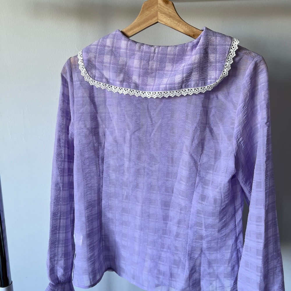 Allegra K Lavender Button-Up Blouse with Lace Collar - Picture 3 of 4